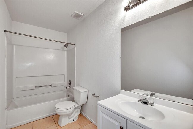 Building Photo - 18226 Coreland Ln