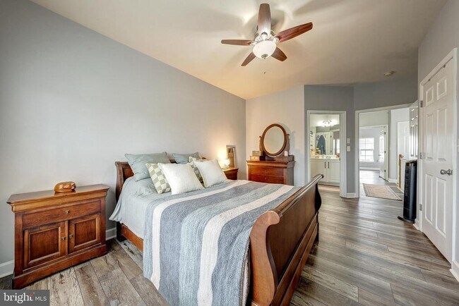 Building Photo - 42461 Rockrose Square