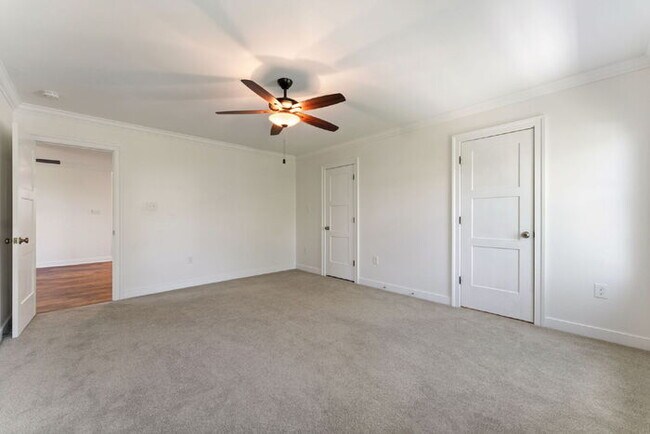 Building Photo - Spacious 5 Bedroom Home in Rountrey (Newmarket Section) – 3,555 Sq Ft – $4,350/mo