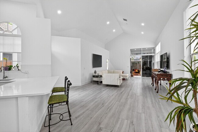 Building Photo - 6668 NW 25th Terrace