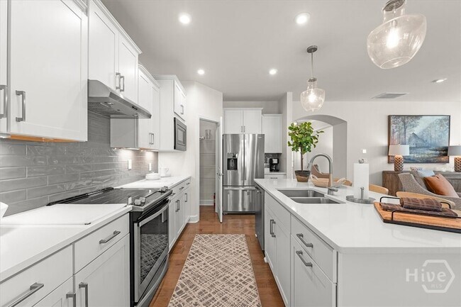 Building Photo - 1021 Leeward Run Trl
