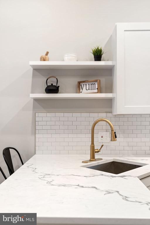 Building Photo - 2571 Coral St