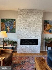 Building Photo - 1329 N Ivanhoe St