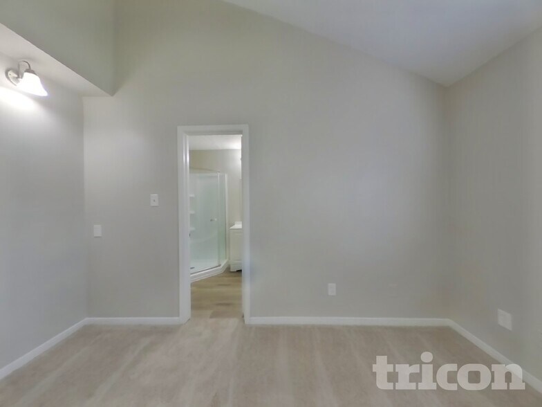 Building Photo - 16307 Bird Dog Ct