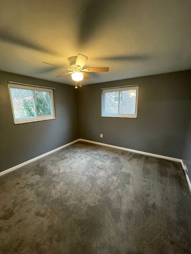 Building Photo - Beautifully updated 3 bed 1 bath home with garage and off-street parking in Penn Hills!