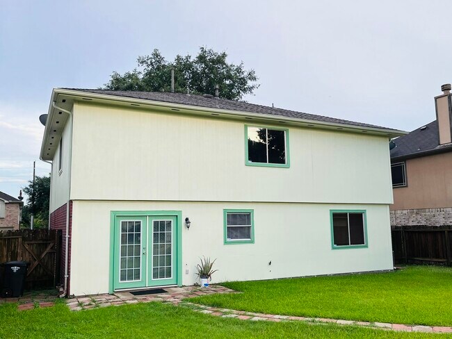 Building Photo - 23134 N Waterlake Dr