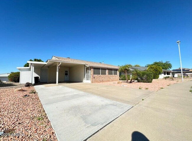 Building Photo - 10601 W Bolivar Dr