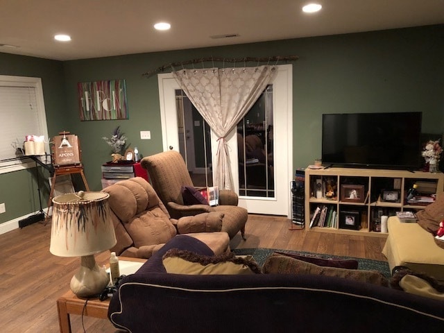 Building Photo - Large 1BR/1BA Barn Apt in LC, country setting near lake