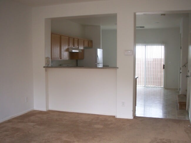 Building Photo - Soneto Creek