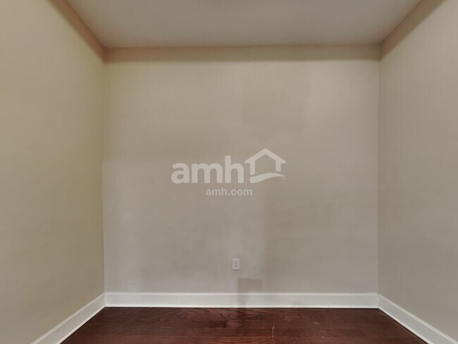 Building Photo - 11514 Bellamar Street
