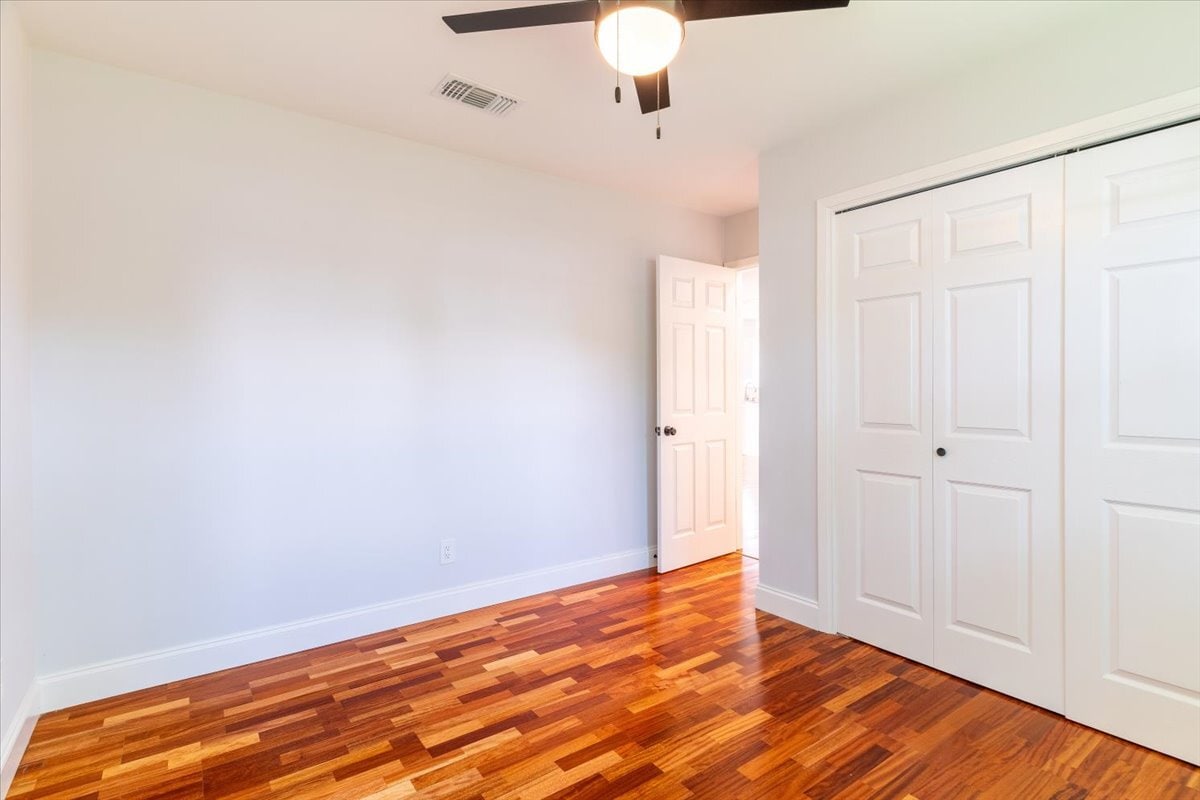 Downstairs Bedroom 1 - 817 N Lakeside Dr