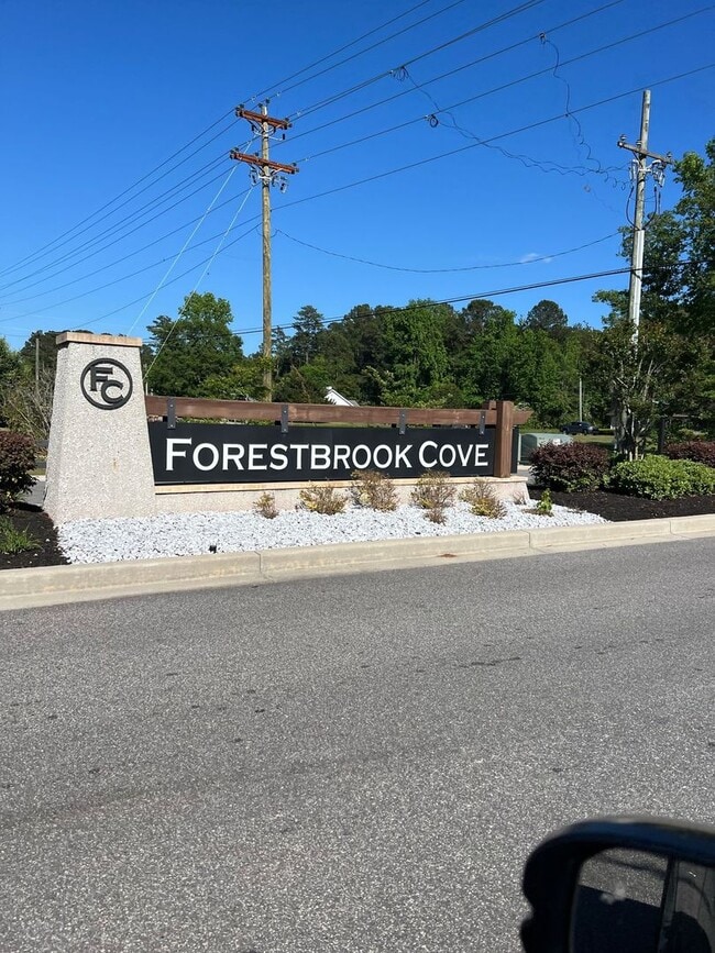 Building Photo - 3BD/ 2BA house in Forestbrook Cove