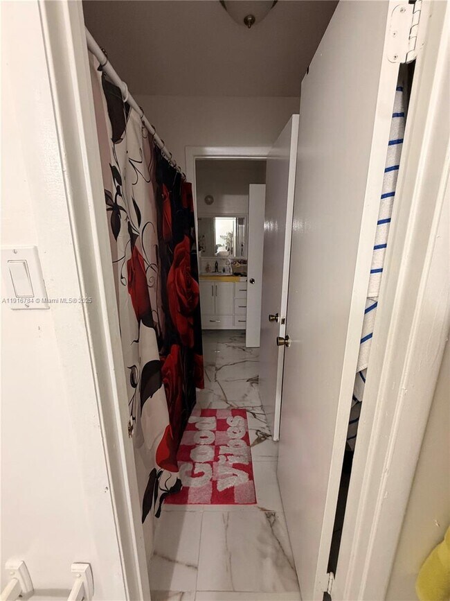 Building Photo - 15340 SW 106th Terrace