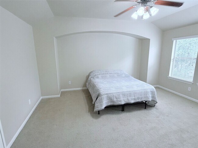 Building Photo - 7315 Eagle Hills