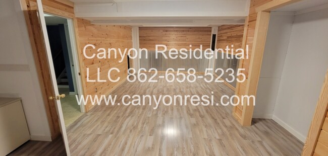 Building Photo - 10077 Baker Boy Dr