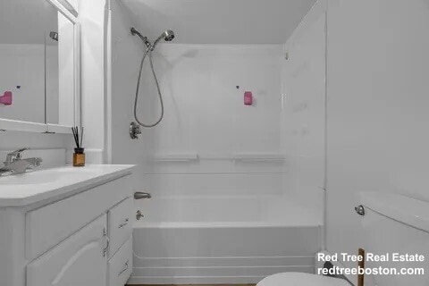 Building Photo - 145 Chiswick Rd