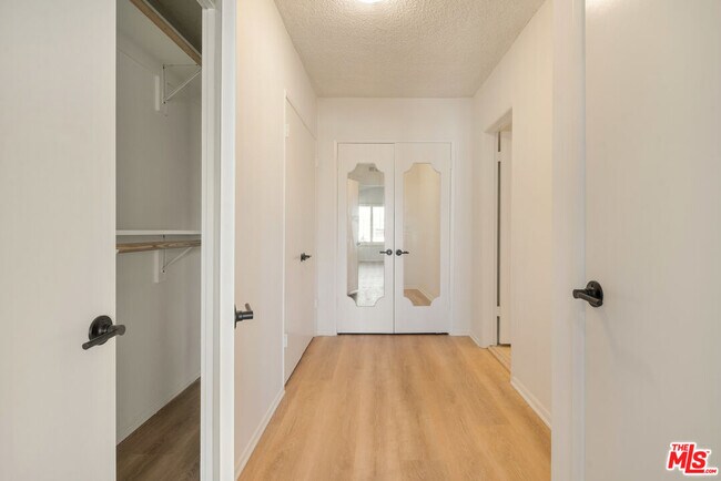 Building Photo - 1134 23rd St