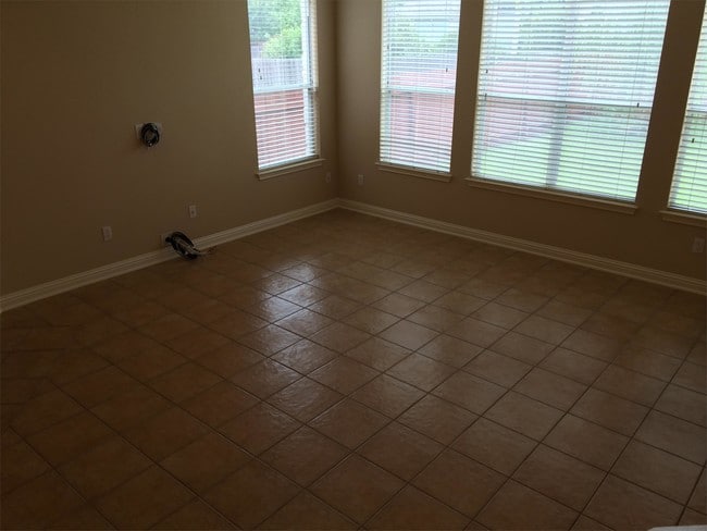 Building Photo - 2613 National Park Blvd