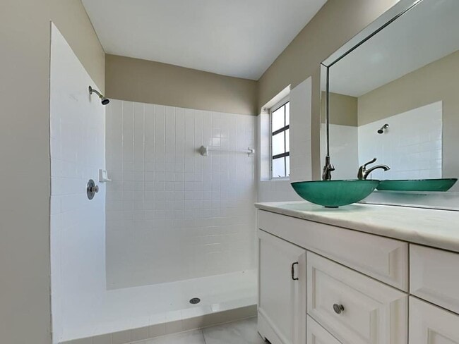 Building Photo - 22270 Tempo Way