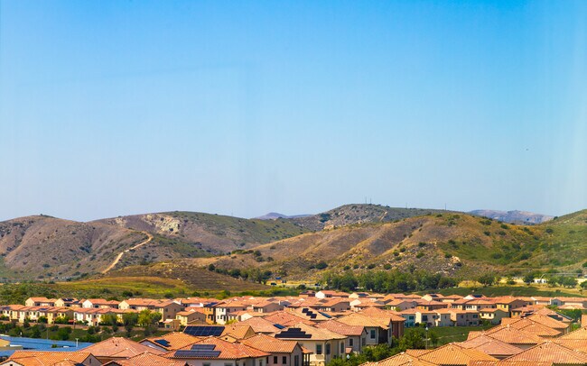 Building Photo - 135 Oakstone