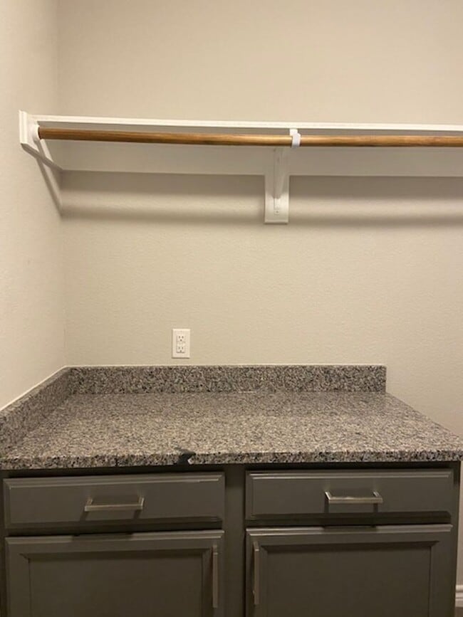 Building Photo - 2867 Melissa Ln