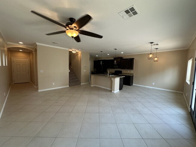Building Photo - 9417 Sand Tiger Ave