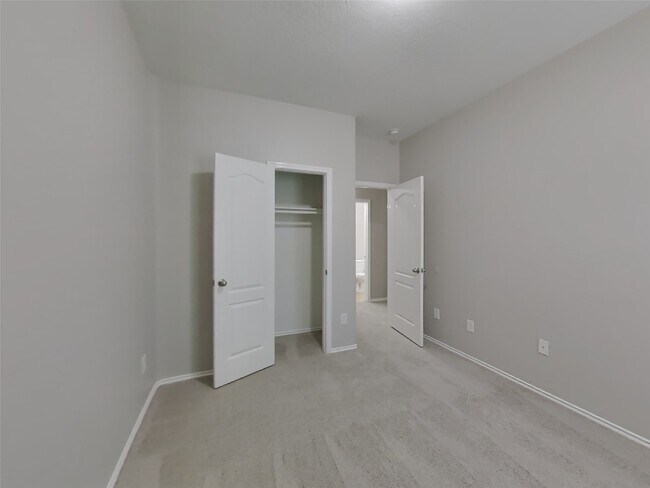 Building Photo - 8039 Branson Park Ln