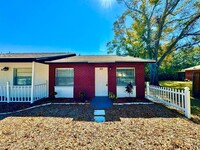 Building Photo - 625 Wildwood Way
