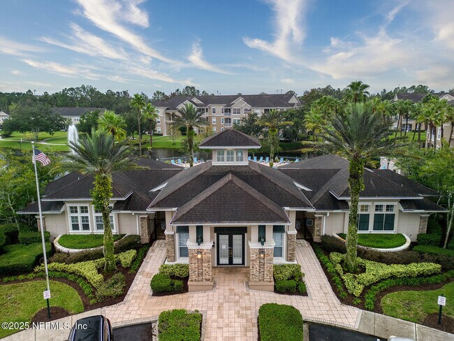 Building Photo - 7990 Baymeadows Rd