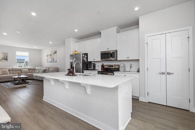 Building Photo - 1109 Patuxent Greens Dr