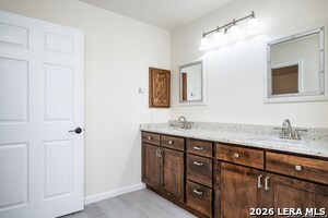 Building Photo - 963 River Rock