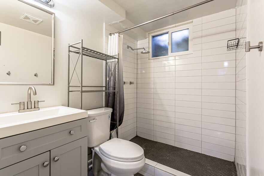 Building Photo - 8490 Benton St