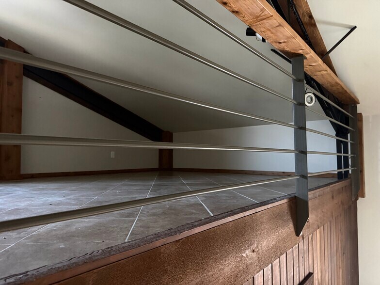 Building Photo - 11923 Fuller Rd