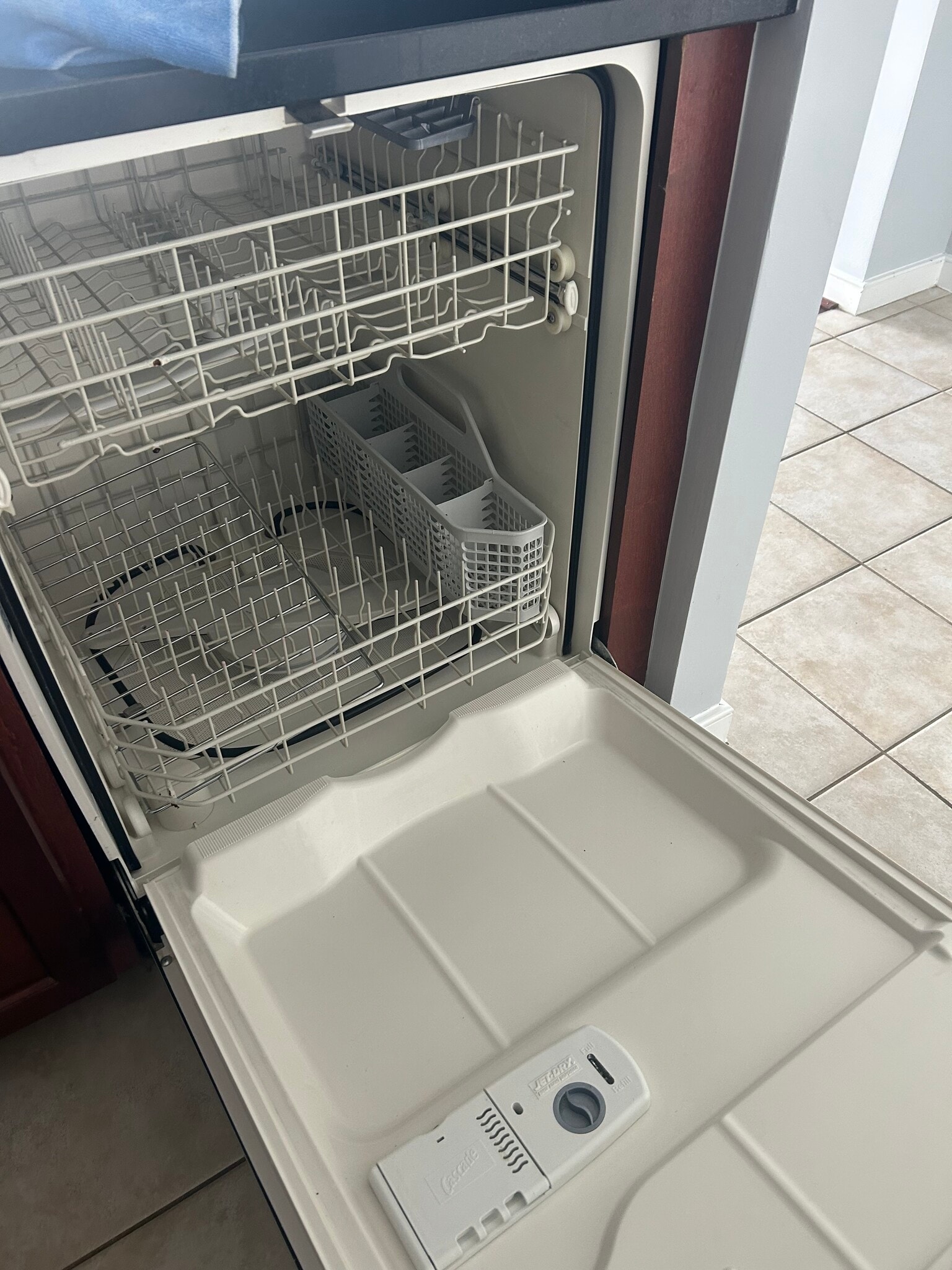 Dishwasher - 6506 America Blvd