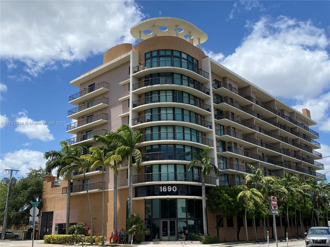 Building Photo - 1690 SW 27th Ave