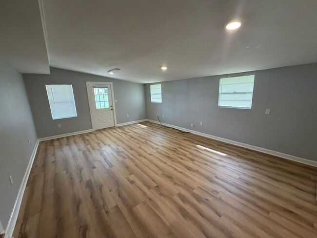 Building Photo - 4623 AR-5