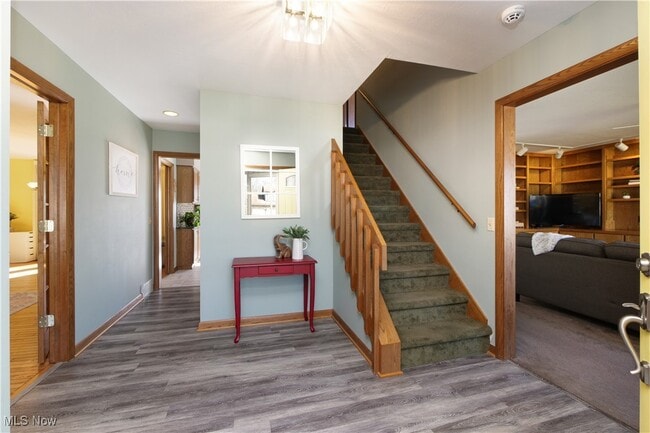 Building Photo - 5162 Johnnycake NE Rdg