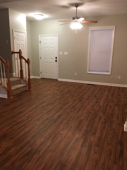 Building Photo - 5543 Crabtree Park Ct
