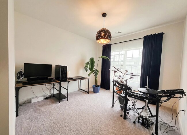 Building Photo - 45 Harvest Wy