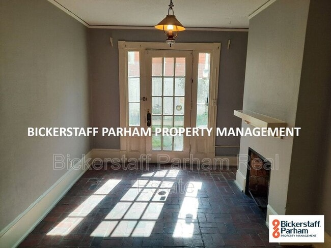 Building Photo - 1820 17th Ave