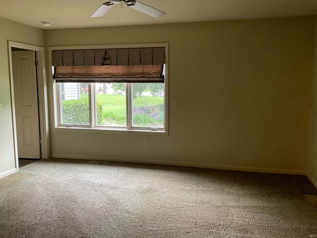 Building Photo - 4420 Manistee Dr