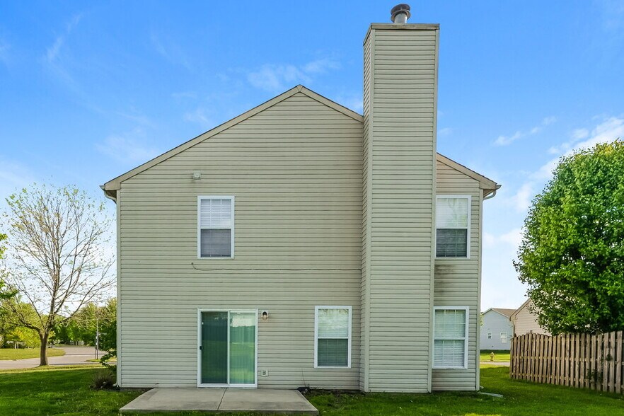 Building Photo - 1580 Cold Spring Dr