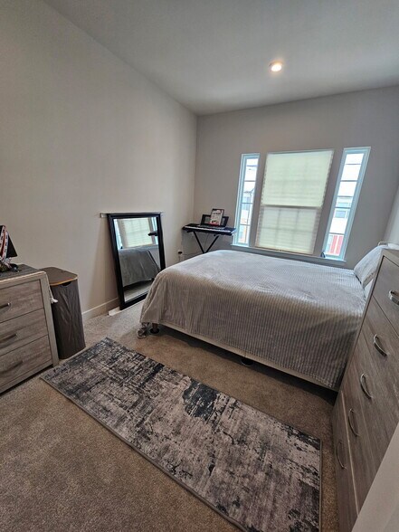 Building Photo - 16573 Fife Way