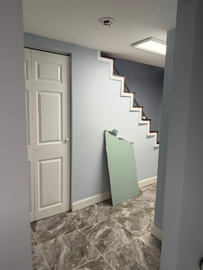 Building Photo - 72 Trenton St