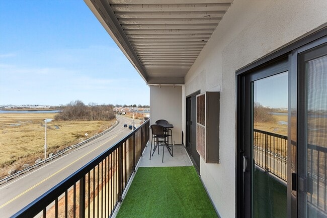 Building Photo - 133 Commander Shea Blvd