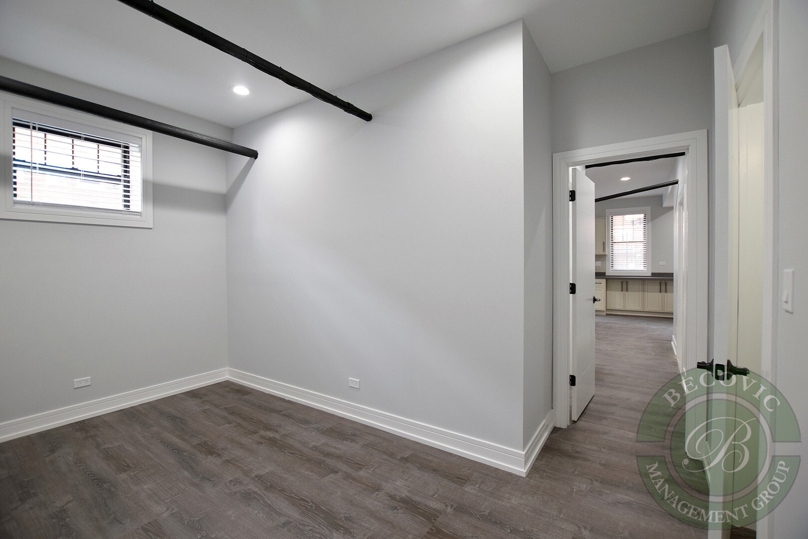 Building Photo - 6105 N Winthrop Ave