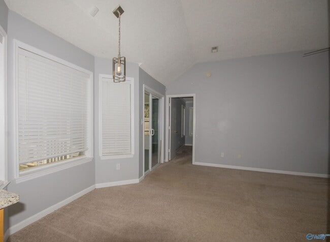 Building Photo - 215 Cypress Creek Dr