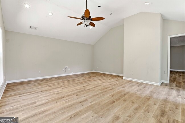 Building Photo - 518 Longwood Ln