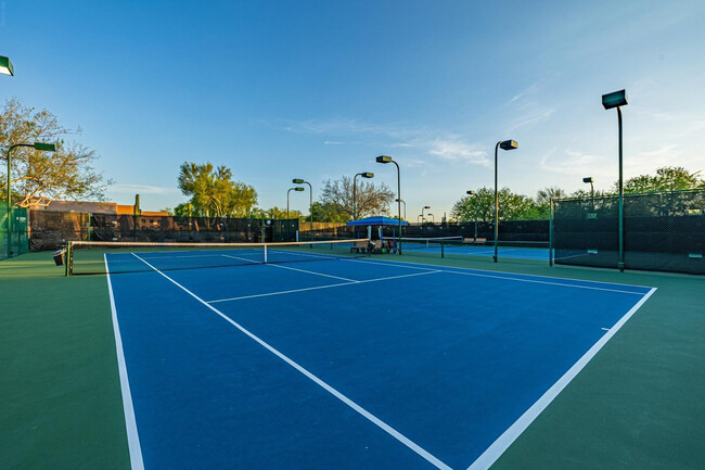 Building Photo - 7152 E Night Glow Cir