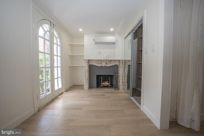 Building Photo - 117 S Beechwood St